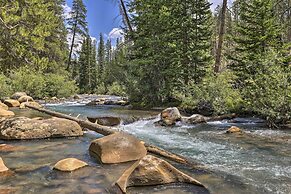 2 Mi to Keystone Resort: Condo w/ Hot Tub Access!