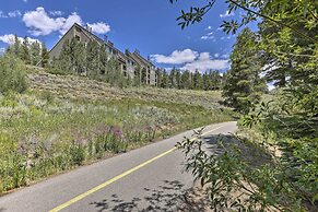 2 Mi to Keystone Resort: Condo w/ Hot Tub Access!
