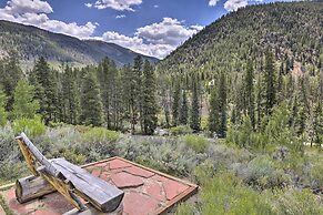 2 Mi to Keystone Resort: Condo w/ Hot Tub Access!