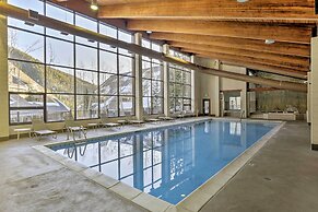 2 Mi to Keystone Resort: Condo w/ Hot Tub Access!