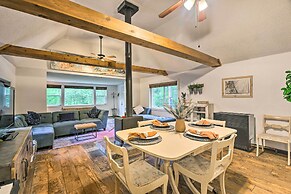 Creekside Morrison Cabin ~ 9 Mi to Red Rocks Park!