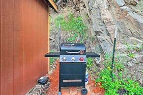 Creekside Morrison Cabin ~ 9 Mi to Red Rocks Park!