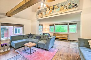 Creekside Morrison Cabin ~ 9 Mi to Red Rocks Park!