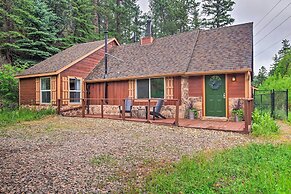Creekside Morrison Cabin ~ 9 Mi to Red Rocks Park!