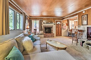 Cozy Crestline Cabin, Close to Lakes, Parks!
