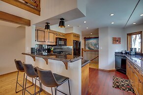 Bright Downtown Telluride Condo - Steps to Lift!