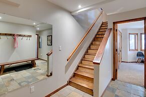 Bright Downtown Telluride Condo - Steps to Lift!