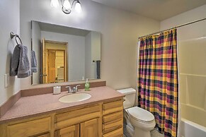 Idyllic Retreat ~ 20 Mi to Olympic National Park!