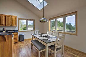 Idyllic Retreat ~ 20 Mi to Olympic National Park!