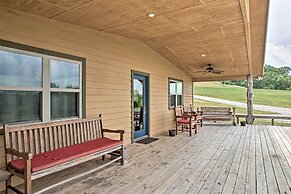Guntersville Cabin w/ Lake Views!
