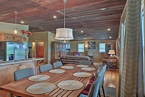 Guntersville Cabin w/ Lake Views!