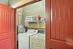 Guntersville Cabin w/ Lake Views!