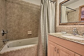 40-acre Farm w/ Animals & Fishing in Sebring!