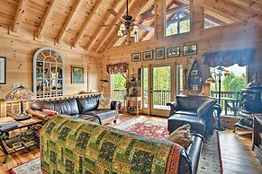 Cabin w/ BBQ + Games - Walk to Blue Ridge Parkway!