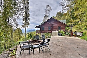 Cabin w/ BBQ + Games - Walk to Blue Ridge Parkway!