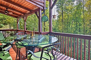 Cabin w/ BBQ + Games - Walk to Blue Ridge Parkway!