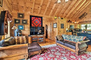 Cabin w/ BBQ + Games - Walk to Blue Ridge Parkway!