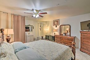 Family-friendly Home ~ 12 Mi to Space Center!