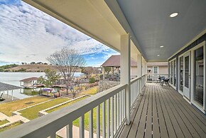 Lake Dayz Granbury Retreat w/ Private Dock!