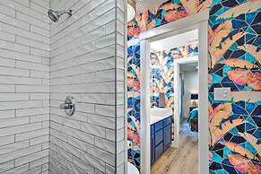 Lake Dayz Granbury Retreat w/ Private Dock!