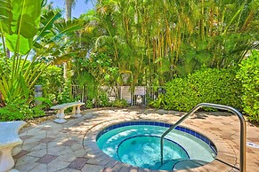 Naples Escape in Regatta w/ Resort Amenities!