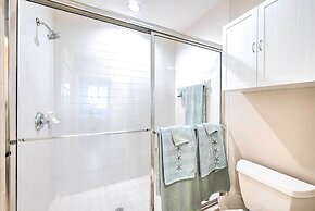 Naples Escape in Regatta w/ Resort Amenities!