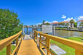 Naples Escape in Regatta w/ Resort Amenities!