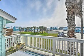 Beachy Rockport Condo w/ Pool & Fishing Pier!