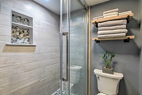 Beachy Rockport Condo w/ Pool & Fishing Pier!