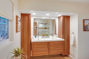 Patio, Pool & Mountain Views: Palm Springs Home!