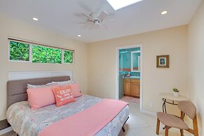 Patio, Pool & Mountain Views: Palm Springs Home!