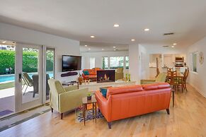 Patio, Pool & Mountain Views: Palm Springs Home!