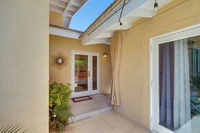 Patio, Pool & Mountain Views: Palm Springs Home!