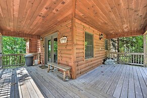 'A Bit of Heaven' Cabin < 13 Miles From Boone!