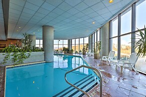 Resort Condo w/ Indoor Pool Near Sugar Mountain!