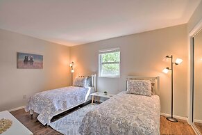 Bright Ruidoso Condo w/ Deck & Golf Course Views!