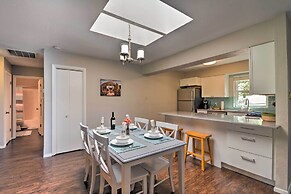 Bright Ruidoso Condo w/ Deck & Golf Course Views!