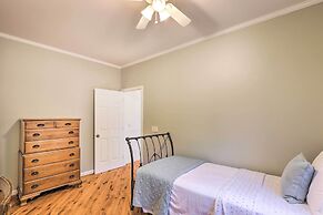 Peaceful Pisgah Mountain Getaway w/ Hot Tub!