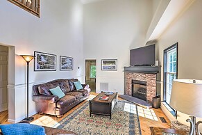 Peaceful Pisgah Mountain Getaway w/ Hot Tub!