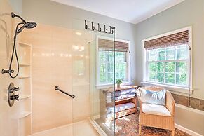 Peaceful Pisgah Mountain Getaway w/ Hot Tub!