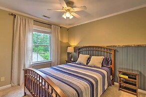 Peaceful Pisgah Mountain Getaway w/ Hot Tub!