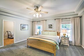 Peaceful Pisgah Mountain Getaway w/ Hot Tub!