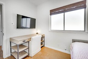 Shaded Getaway w/ BBQ & Fire Pit in Austin!