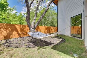 Chic Austin House w/ Spacious Backyard & Hammock