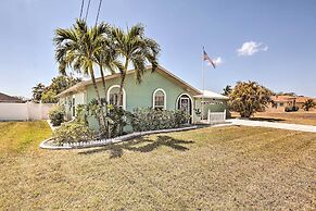 Colorful Cape Coral Retreat With Screened Lanai!