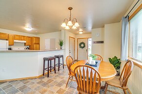 Cozy Sioux Falls House - Walk to Park!