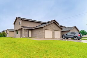 Cozy Sioux Falls House - Walk to Park!