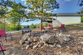 Spacious Norfork Lake Home: Game Room + Views!