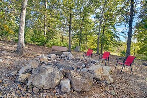 Spacious Norfork Lake Home: Game Room + Views!