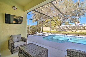 5 Mi to Disney World: Retreat w/ Pool & Lanai!